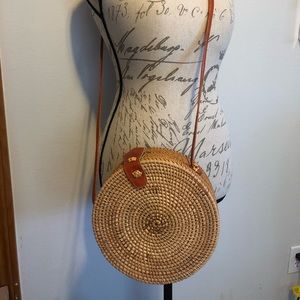 Straw rattan woven crossbody bag